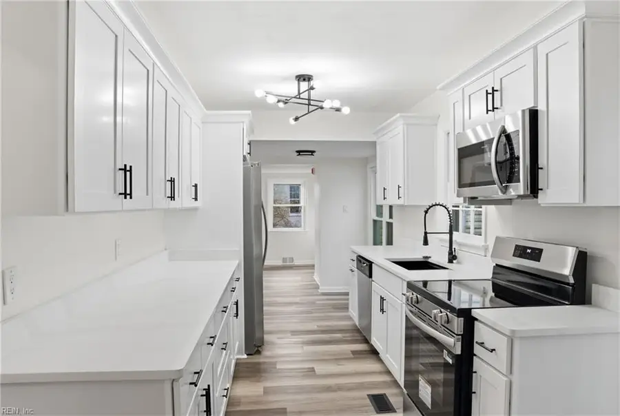 2 Park Manor Road, Portsmouth, VA 23701 - #3