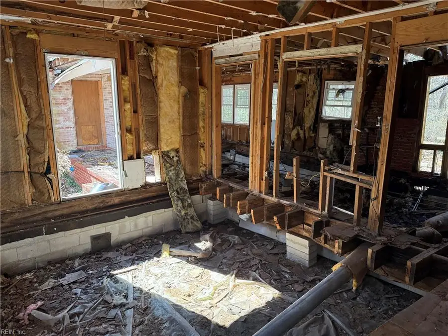 15427 Rolfe Highway, Surry, VA 23883 - #3