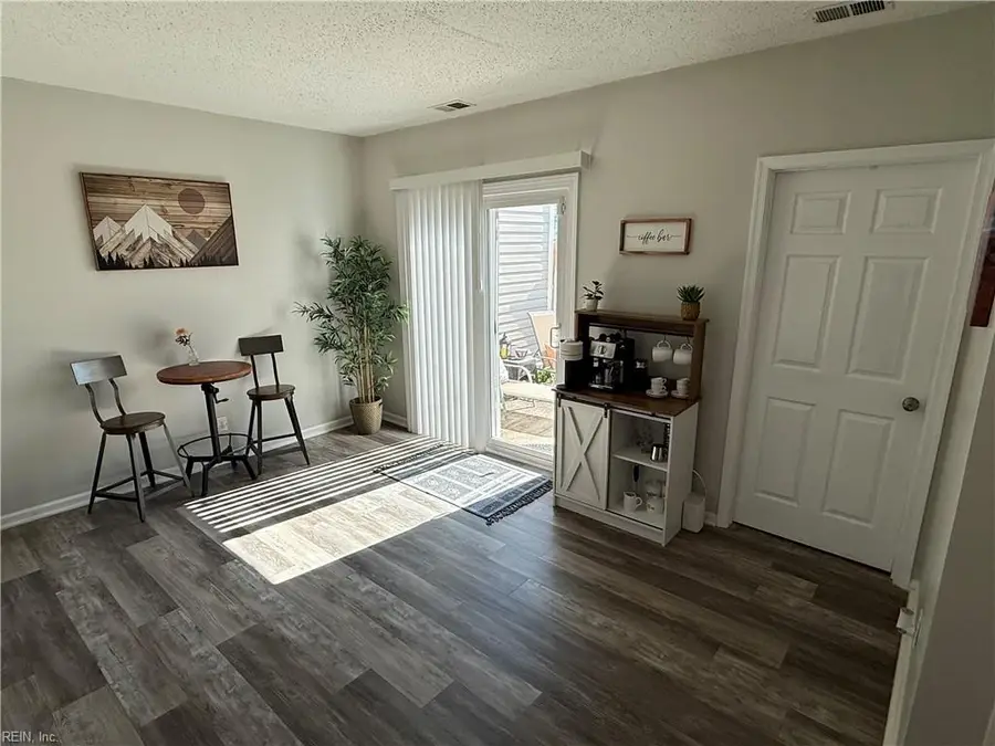 1048 Bryce Lane, Virginia Beach, VA 23464 - #2