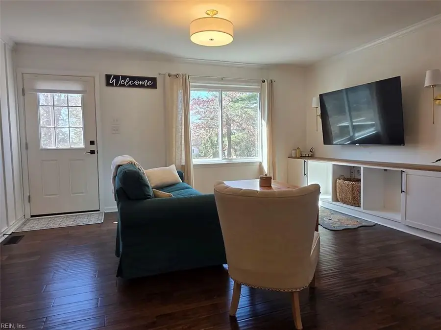 1399 Mercer Road Road, Gloucester Point, VA 23062 - #3