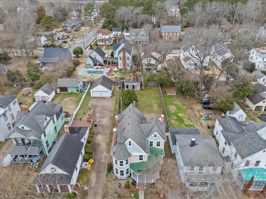 330 Main Street, Smithfield, VA 23430 - #2