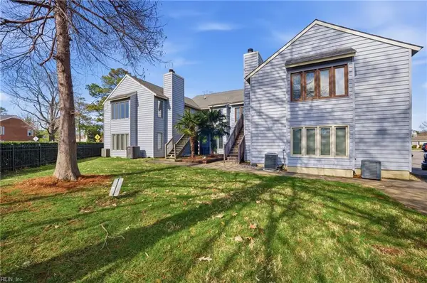 652 Pinewood Drive, Virginia Beach, VA 23451