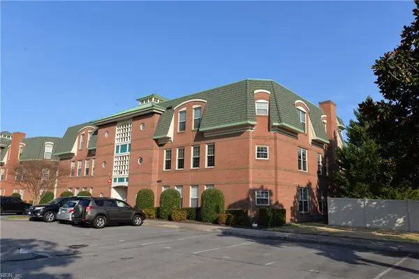 308 Riveranne Court #214, Virginia Beach, VA 23462