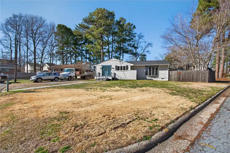 1 Vickers Court, Portsmouth, VA 23701 - #3