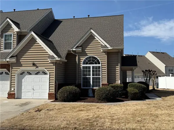 909 Hunley Drive, Virginia Beach, VA 23462