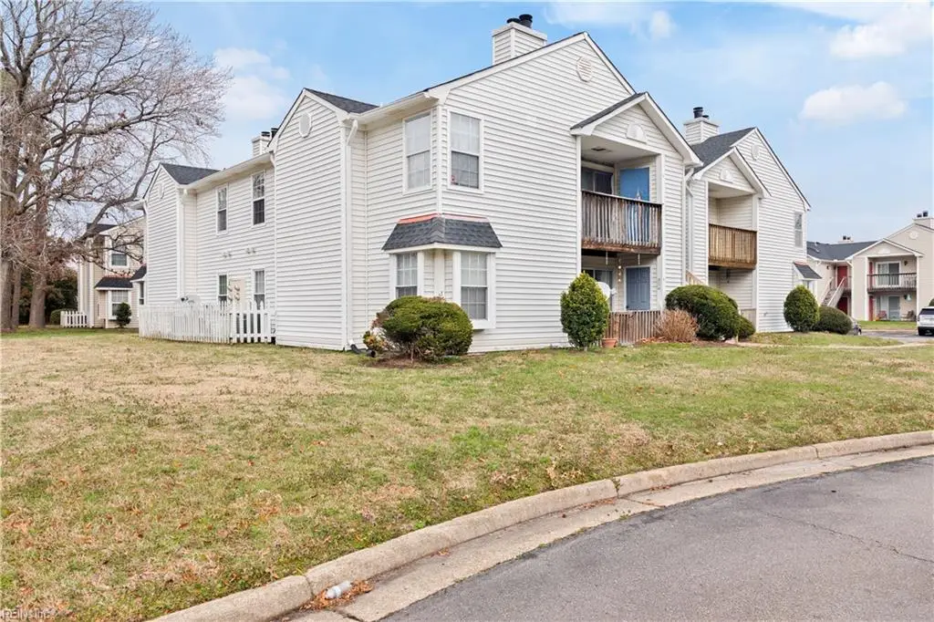 2200 Rock Cliff Reach #D, Chesapeake, VA 23320 - #1