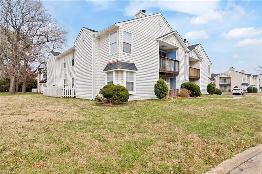 2200 Rock Cliff Reach #D, Chesapeake, VA 23320 - #3