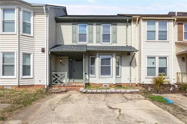 807 Foxmoore Court, Virginia Beach, VA 23453