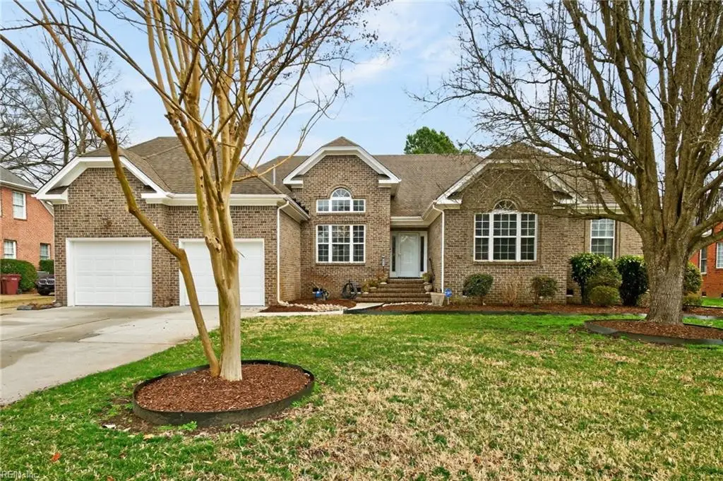 1327 Laurel Ridge Lane, Chesapeake, VA 23322 - #1