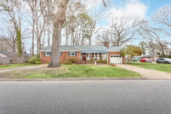 15 Sanford Drive, Newport News, VA 23601