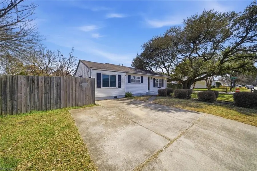 1600 Hedgerow Drive, Virginia Beach, VA 23455 - #2