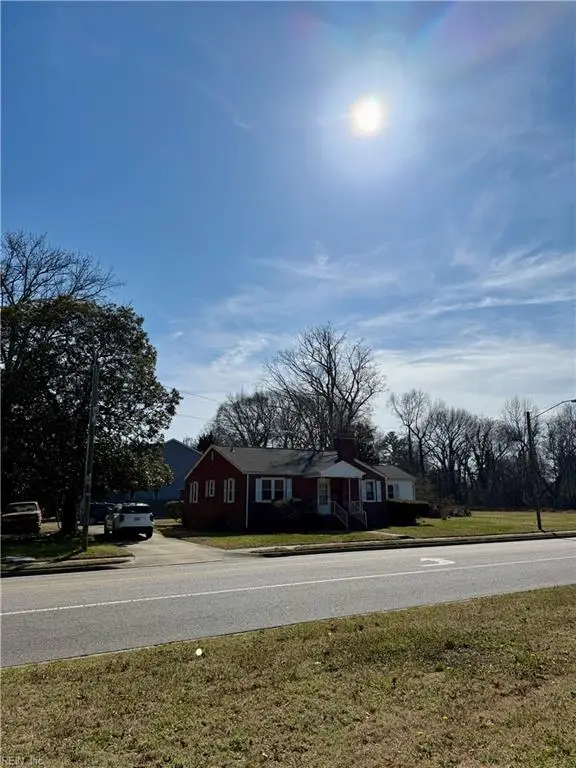 1055 Norfolk Avenue, Virginia Beach, VA 23451 - #3