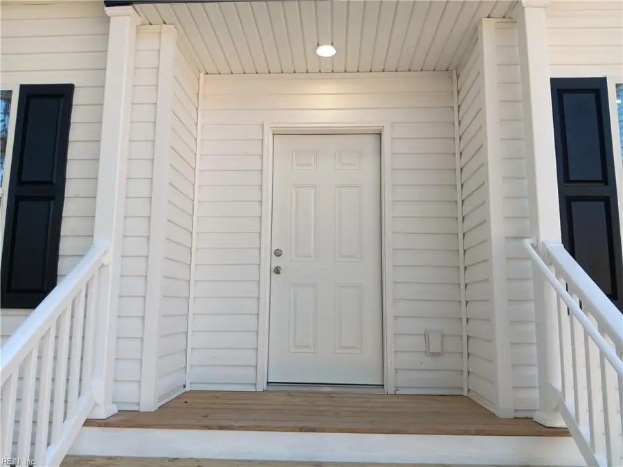 6606 Kimberly Drive, Gloucester, VA 23061 - #2