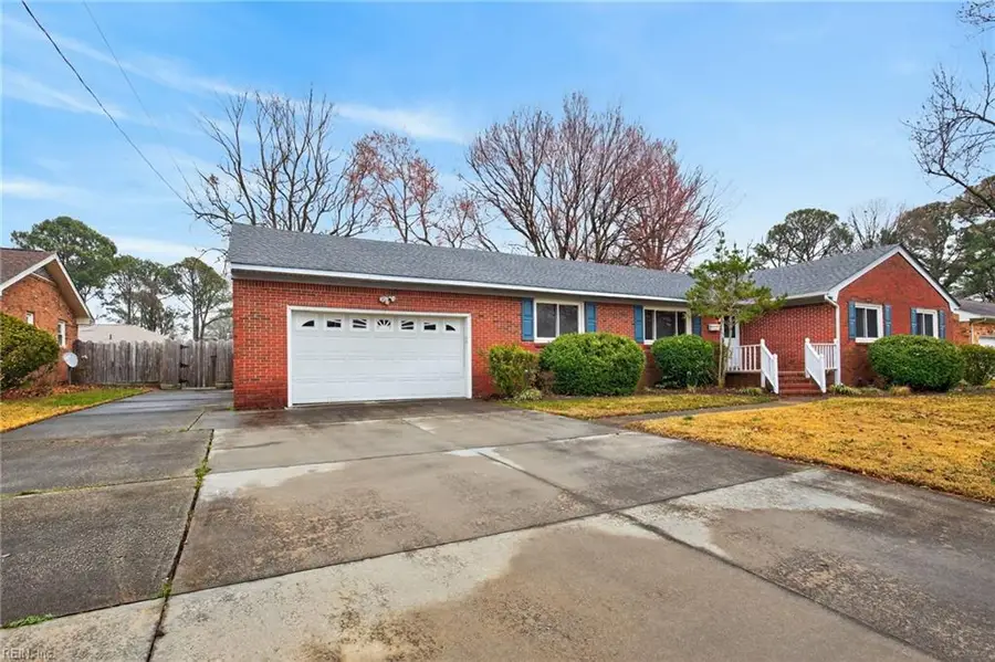 112 Conference Court, Virginia Beach, VA 23462 - #2