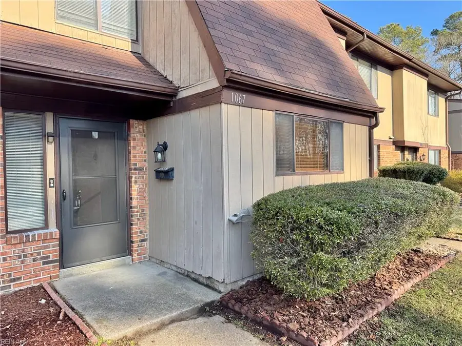1067 Willow Green Drive, Newport News, VA 23602 - #2