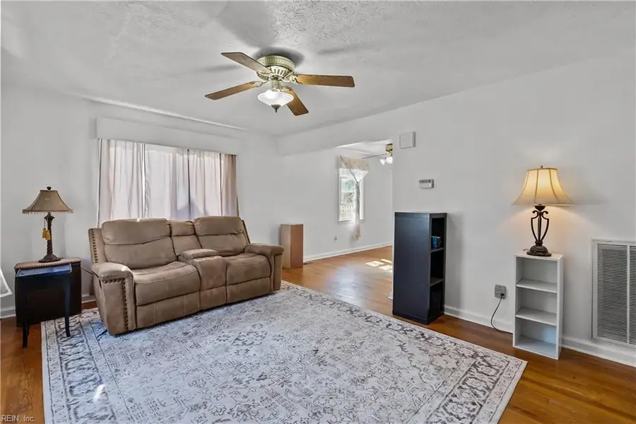 123 North Sixth Street, Hampton, VA 23664 - #2