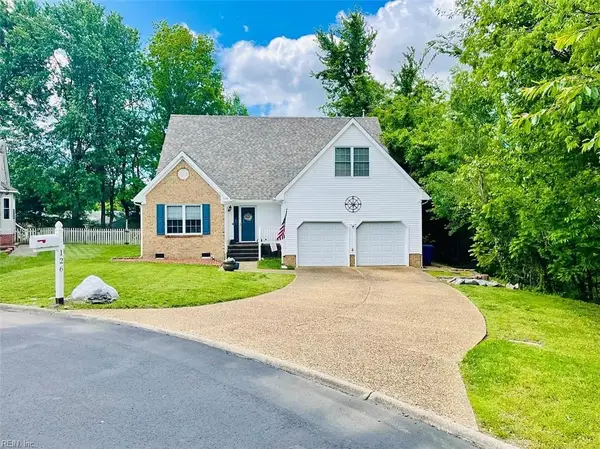 126 Highlands Parkway, Newport News, VA 23603