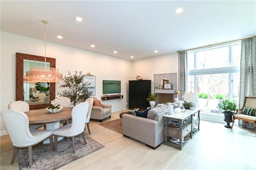 696 Mowbray Arch #320, Norfolk, VA 23507 - #1