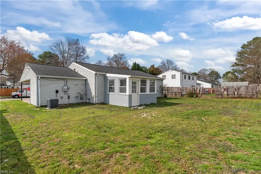 404 Pelican Lane, Virginia Beach, VA 23452 - #2