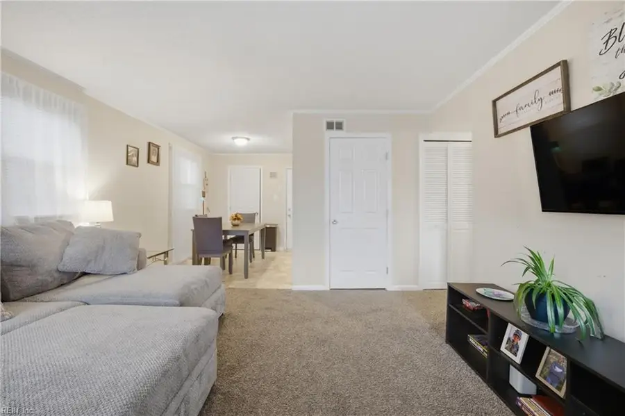 1926 N Lakeland Drive, Norfolk, VA 23518 - #3