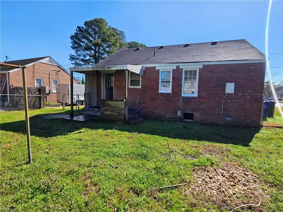 48 W Colin Drive, Portsmouth, VA 23701 - #2