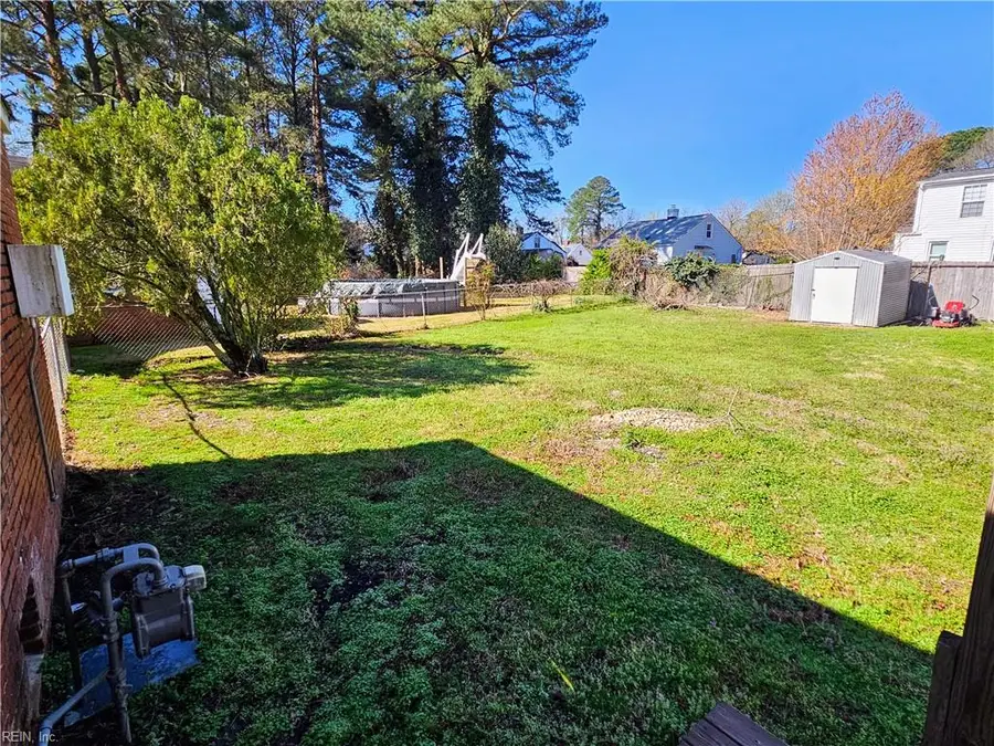 48 W Colin Drive, Portsmouth, VA 23701 - #3