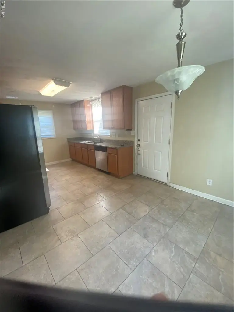 25 Alden Avenue, Portsmouth, VA 23702 - #2