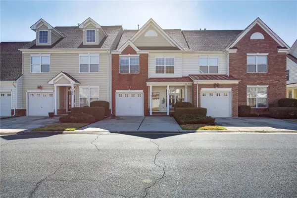 4553 Plumstead Drive, Virginia Beach, VA 23462