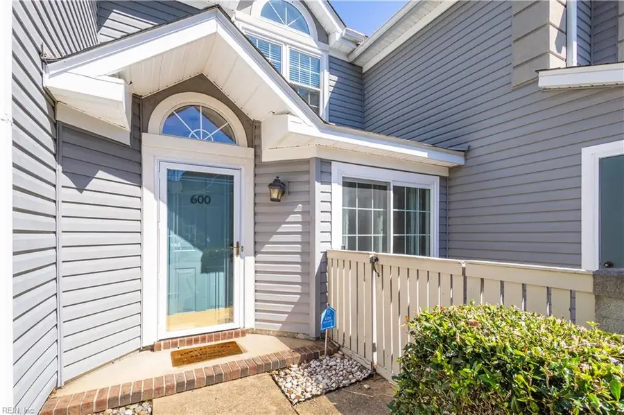 600 Rue Saint La Rogue, Chesapeake, VA 23320 - #3