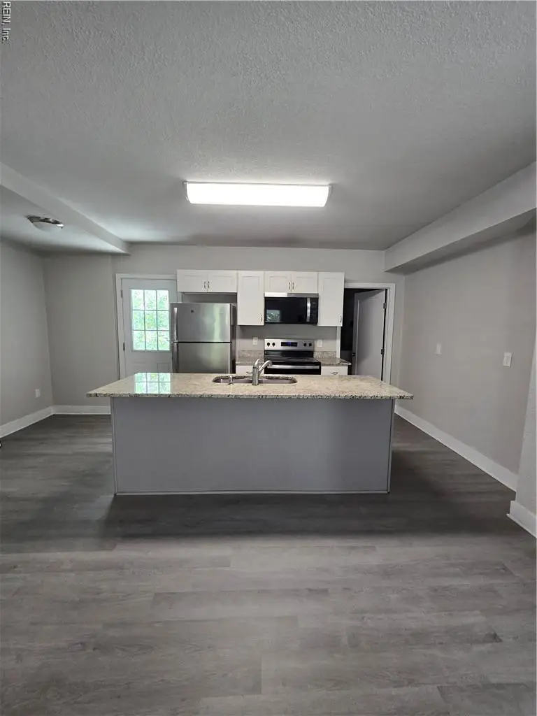 835 W 38th Street, Norfolk, VA 23508 - #3