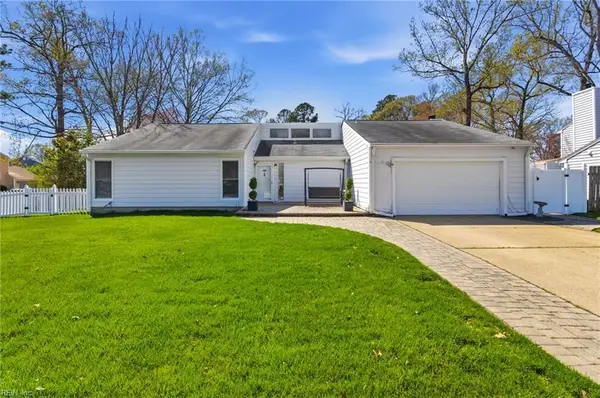 5341 Beaufain Boulevard, Virginia Beach, VA 23464