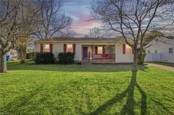 813 Carolyn Drive, Chesapeake, VA 23320