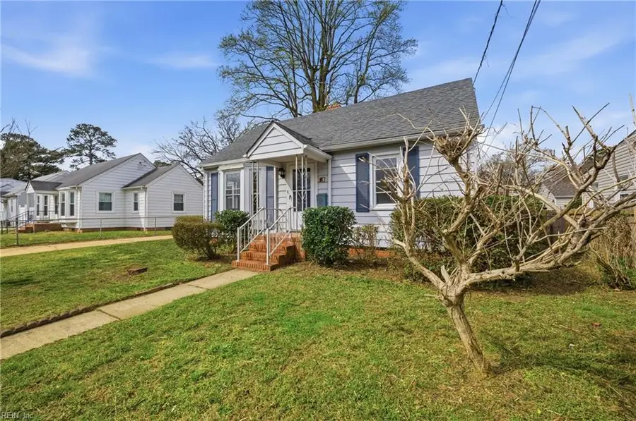 8909 Stratford Street, Norfolk, VA 23503 - #3