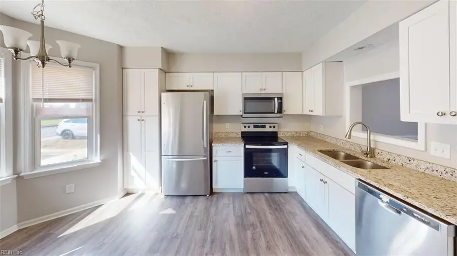 81 N Lake Loop, Hampton, VA 23666 - #3