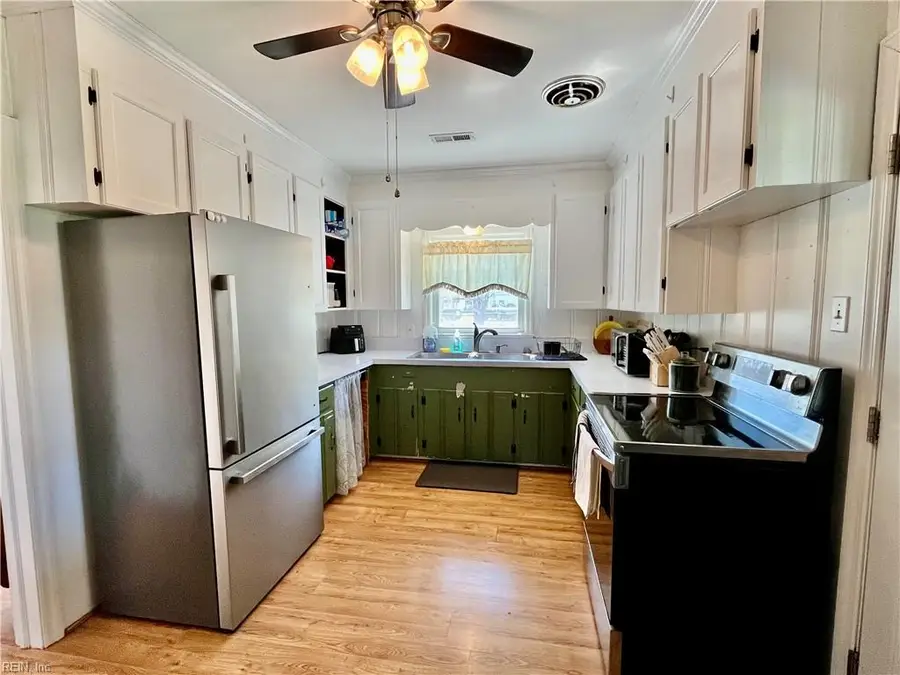 313 Robinhood Road, Franklin, VA 23851 - #2