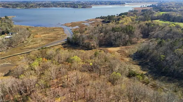 9234 Poplar Point Lane, Smithfield, VA 23430