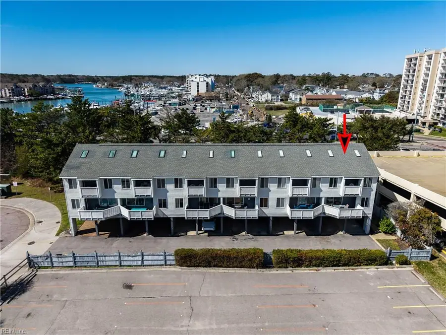 217 4th Street, Virginia Beach, VA 23451 - #2