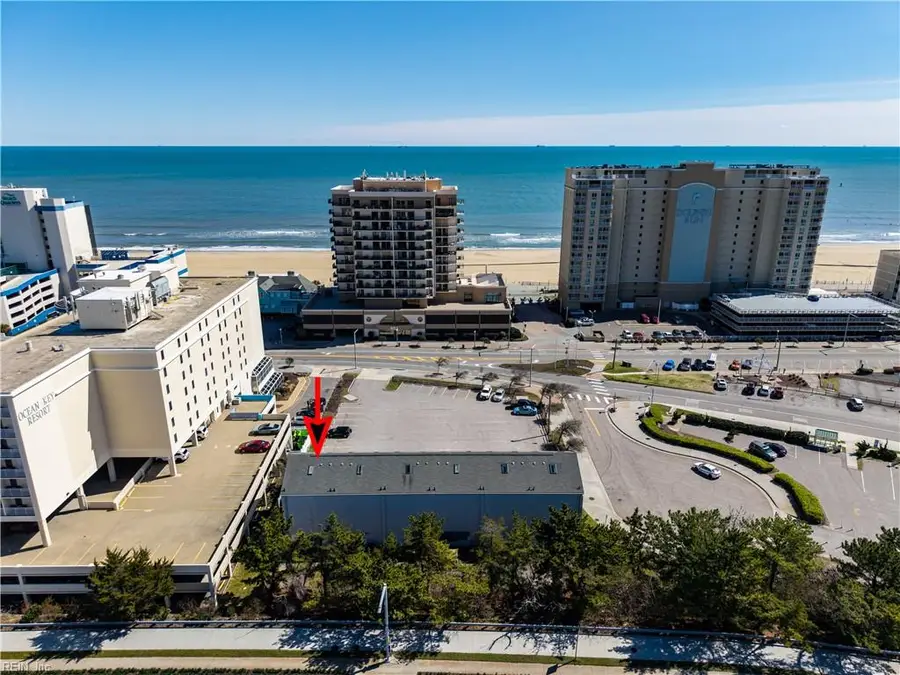 217 4th Street, Virginia Beach, VA 23451 - #3