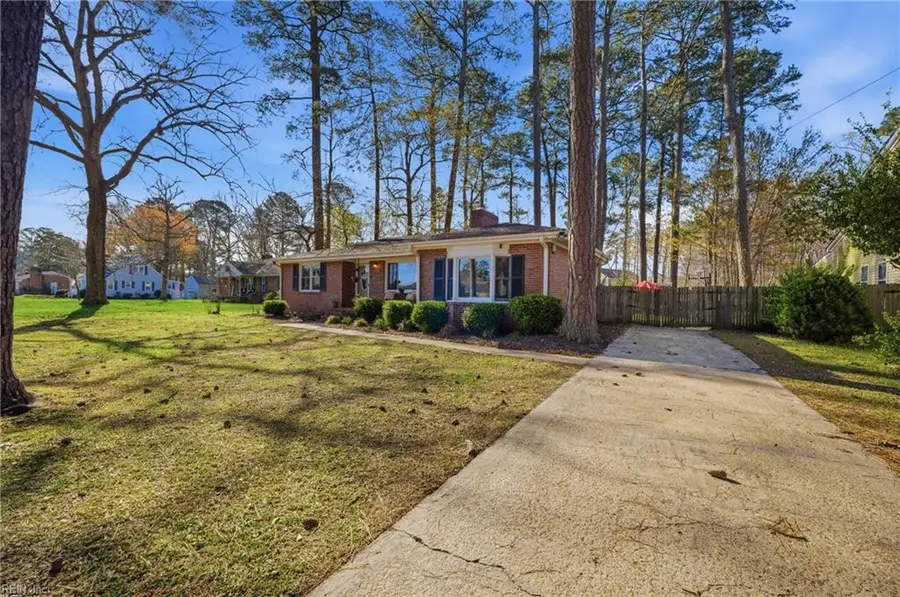 4073 Maple Drive, Chesapeake, VA 23322 - #2