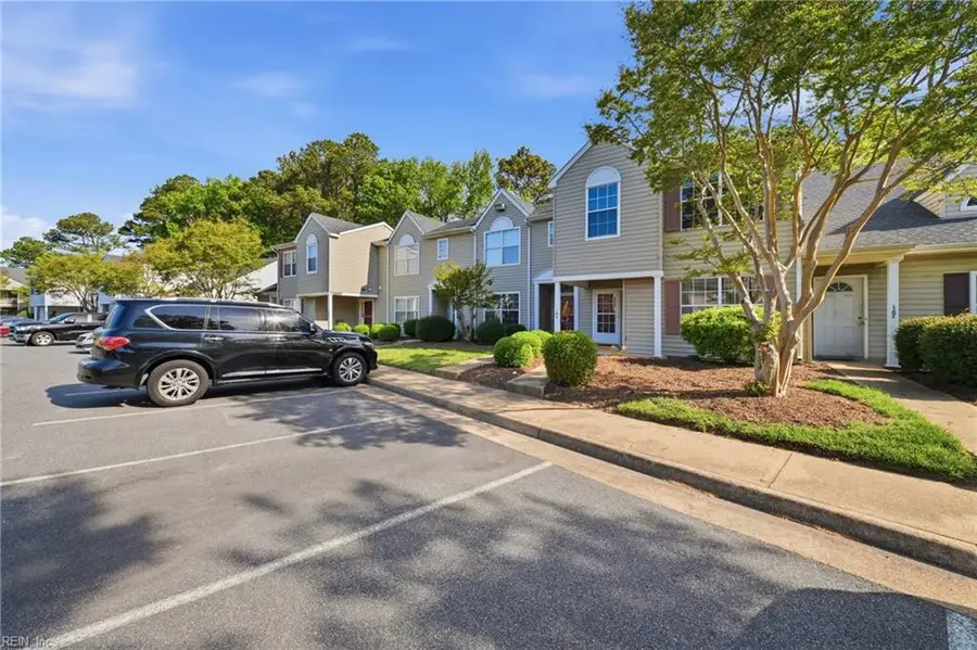 18 Inlandview Drive #B, Hampton, VA 23669 - #2