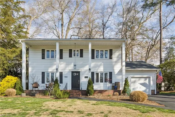 542 Kings Court, Newport News, VA 23606