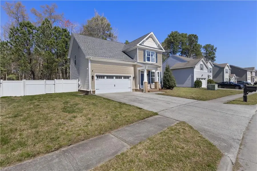 424 Rose Garden Ln, Chesapeake, VA 23320 - #2