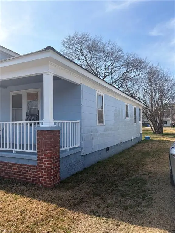 303 Diamond Avenue, Chesapeake, VA 23323 - #3