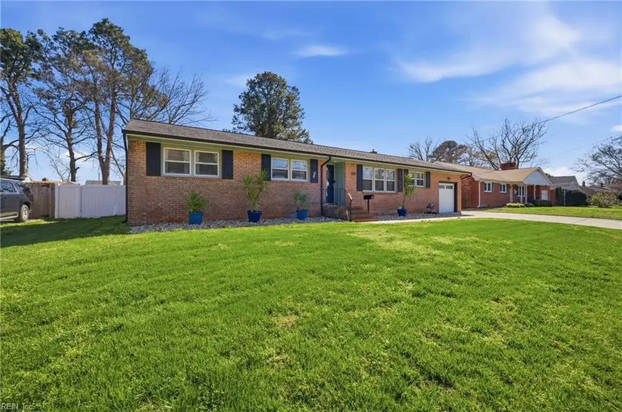 571 Viking Drive, Newport News, VA 23602 - #2