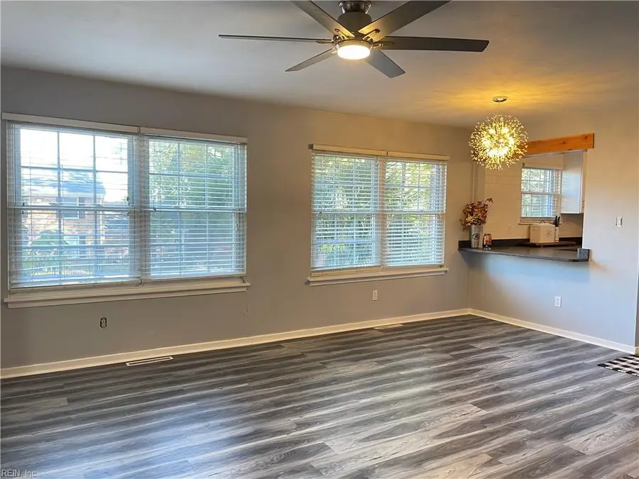 1001 Barclay Square, Virginia Beach, VA 23451 - #3