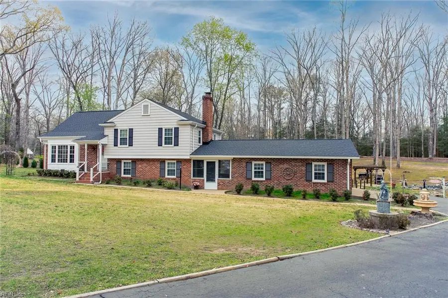 404 Bunker Circle, Sandston, VA 23150 - #2