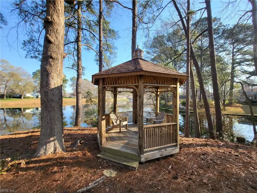 536 Kerry Lake Drive, Newport News, VA 23602 - #2