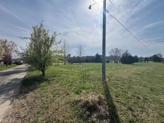 125 W Liberty Spring Road, Suffolk, VA 23434 - #3