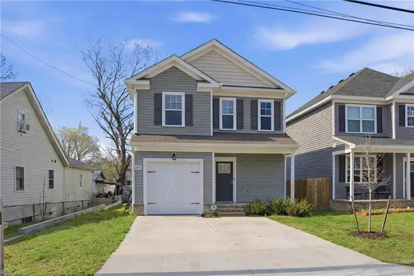 211 Diamond Avenue, Chesapeake, VA 23323