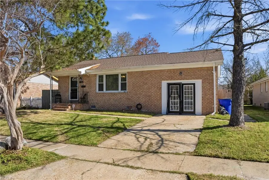 520 Nelson Street, Norfolk, VA 23523 - #2